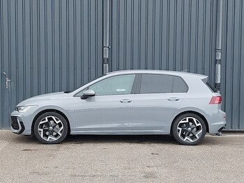 Used Volkswagen Golf 2024 for sale - 78178742: Photo