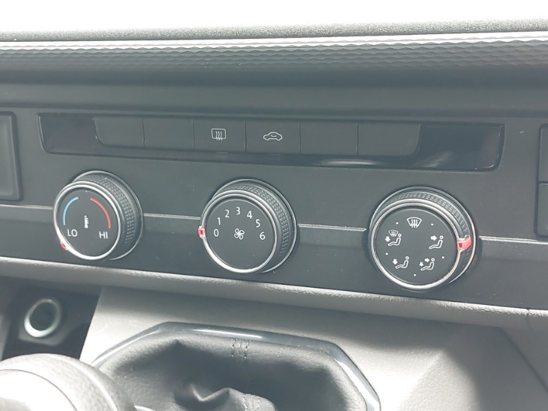 Used Volkswagen Transporter 2022 for sale - 77028429: Photo 15