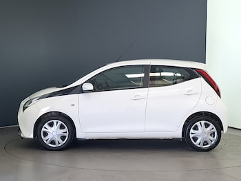 Used Toyota AYGO 2021 for sale - 79447846: Photo