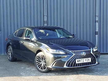 2023 - 300h 2.5 4dr CVT