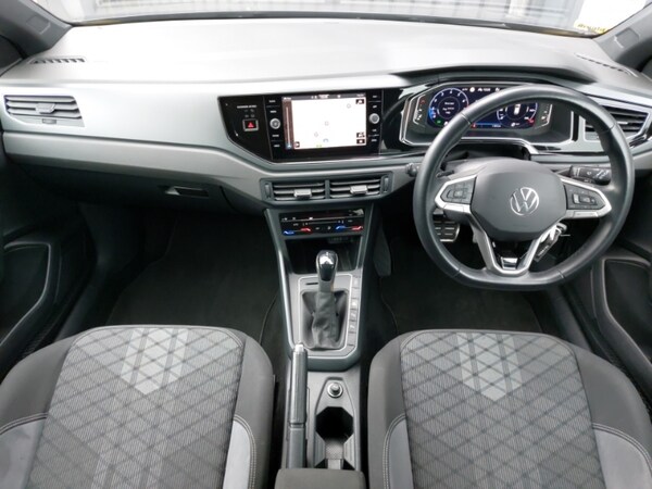 Used Volkswagen Taigo 2023 for sale - 76230095: Photo 2