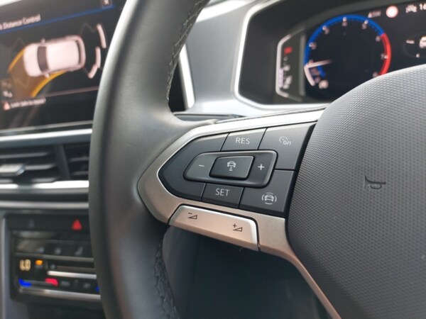 Used Volkswagen T-Roc 2024 for sale - 75285042: Photo 15