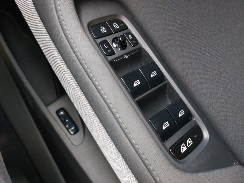 Used Polestar Polestar 2 2023 for sale - 78094077: Photo 12