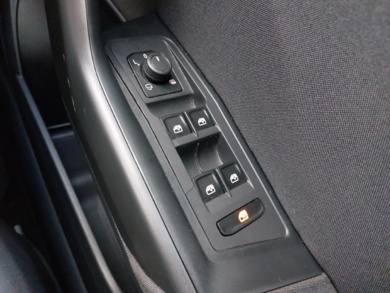 Used Volkswagen T-Roc 2022 for sale - 78094085: Photo 12