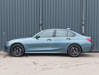Used BMW 3 Series 2019 for sale - 76282319: Photo