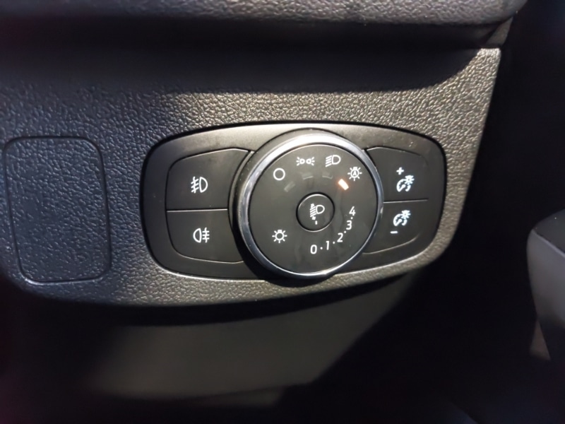 Used Ford Focus 2023 for sale - 76897813: Photo 13