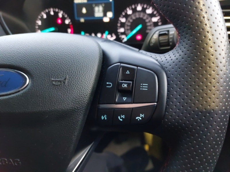 Used Ford Focus 2023 for sale - 76897813: Photo 14