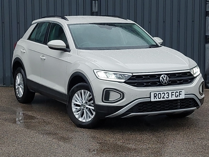 Used Volkswagen T-Roc 2023 for sale - 76816104: Photo 1
