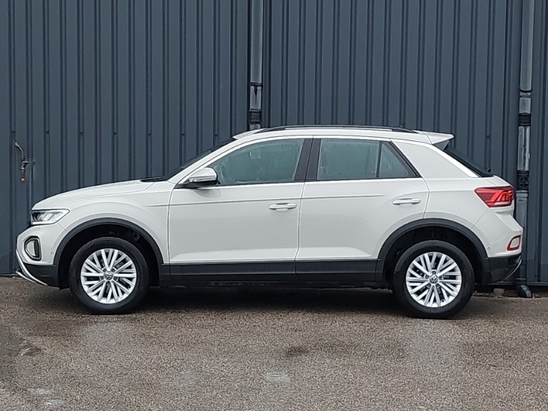Used Volkswagen T-Roc 2023 for sale - 76816104: Photo 4