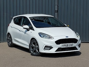 Used Ford Fiesta 2018 for sale - 79070195: Photo