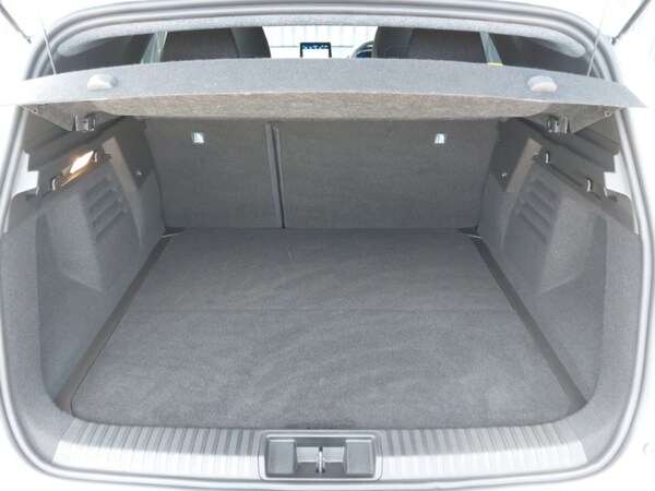 Used Renault Other 2024 for sale - 76208457: Photo 8