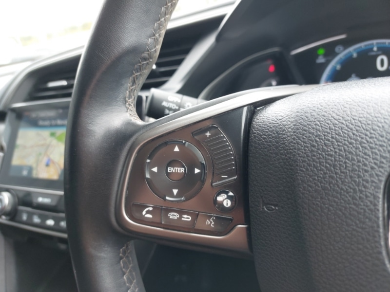 Used Honda Civic 2019 for sale - 76188272: Photo 15