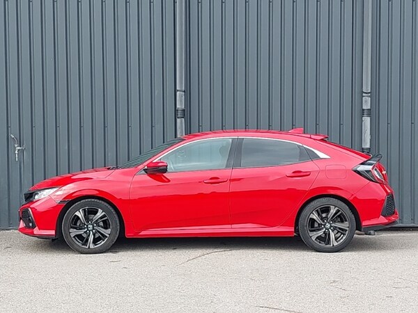 Used Honda Civic 2019 for sale - 76188272: Photo 4