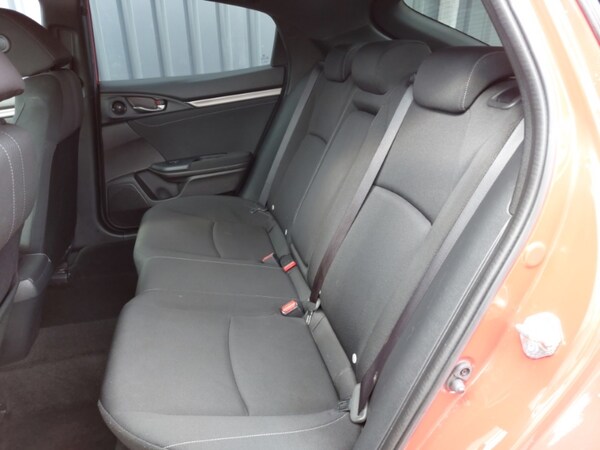 Used Honda Civic 2019 for sale - 76188272: Photo 6
