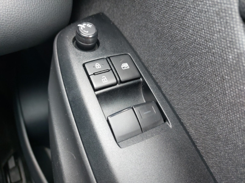 Used Toyota Yaris 2021 for sale - 78089174: Photo 12