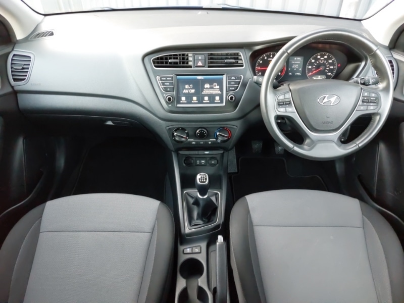 Used Hyundai i20 2019 for sale - 77922254: Photo 2