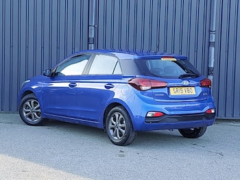 Used Hyundai i20 2019 for sale - 77922254: Photo