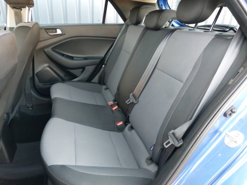 Used Hyundai i20 2019 for sale - 77922254: Photo 6