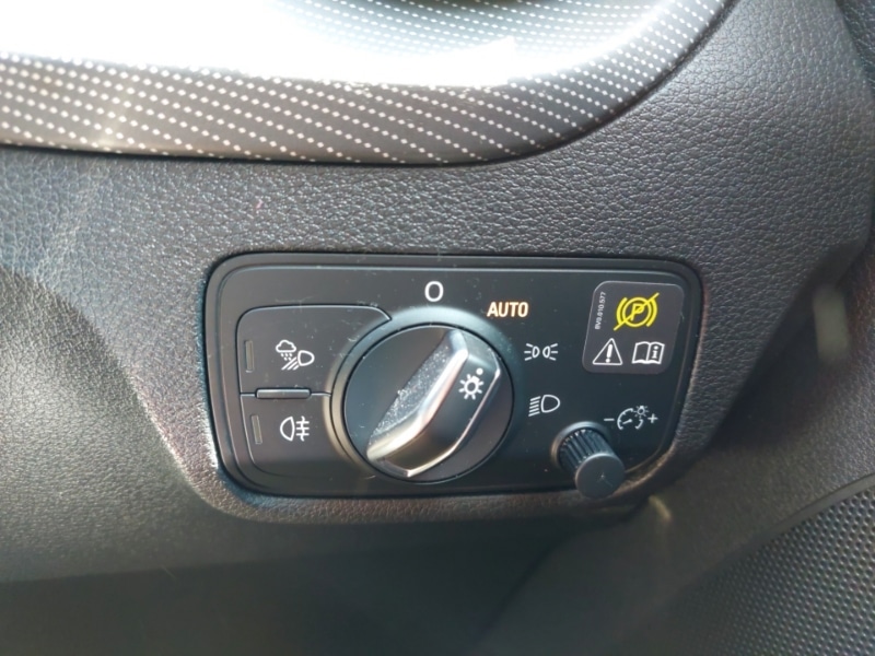 Used Audi Q2 2018 for sale - 77142066: Photo 13