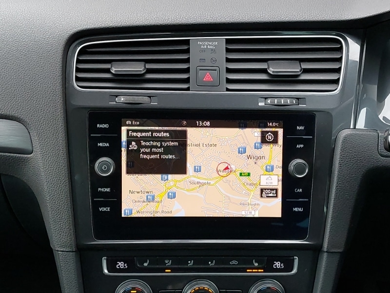 Used Volkswagen Golf 2019 for sale - 76947355: Photo 10