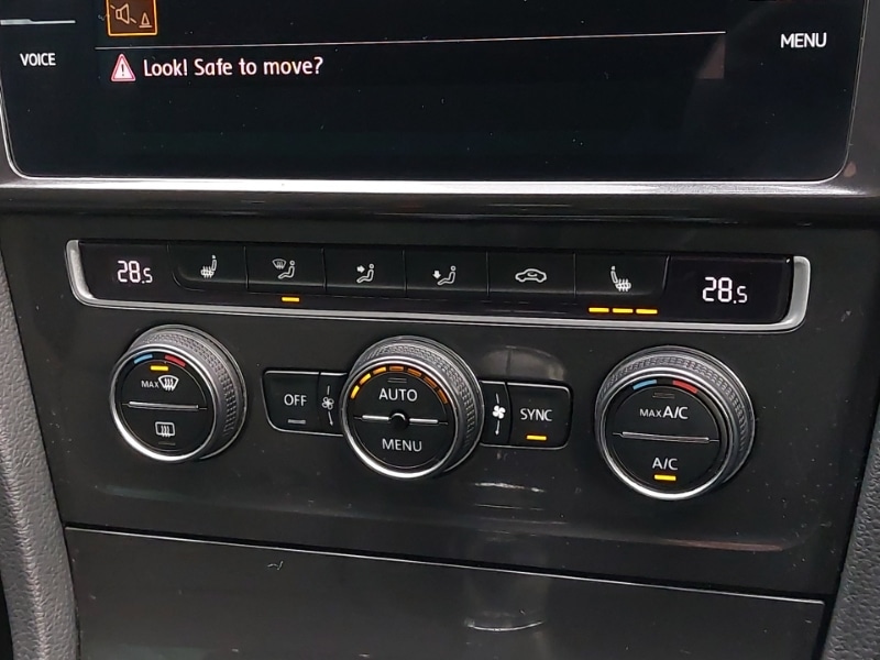 Used Volkswagen Golf 2019 for sale - 76947355: Photo 16