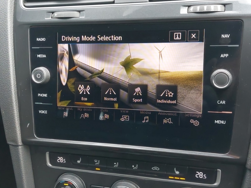 Used Volkswagen Golf 2019 for sale - 76947355: Photo 17