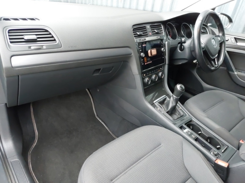 Used Volkswagen Golf 2019 for sale - 76947355: Photo 5