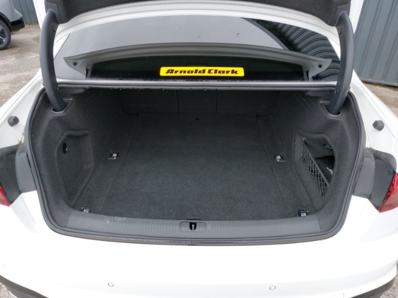 Used Audi A4 2020 for sale - 77536595: Photo 8