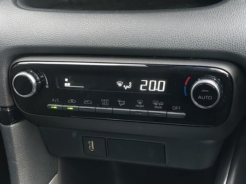 Used Toyota Yaris 2023 for sale - 77964173: Photo 17