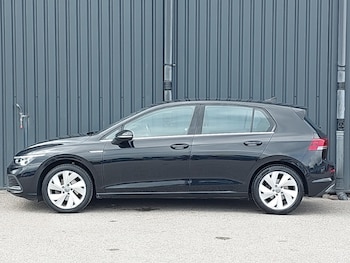 Used Volkswagen Golf 2021 for sale - 79542297: Photo