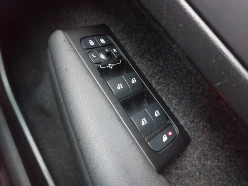 Used Volvo XC40 2022 for sale - 77466853: Photo 12