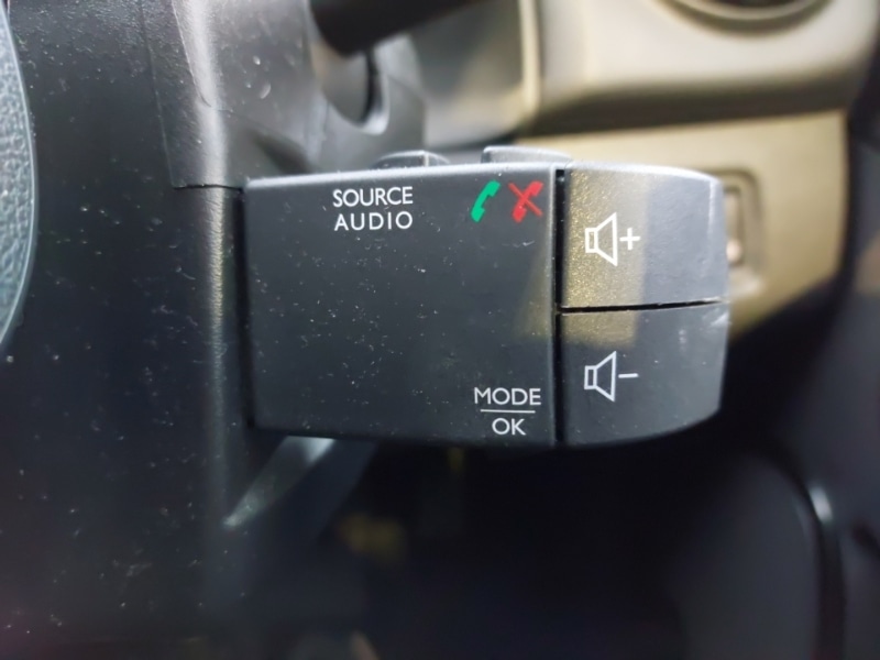 Used Renault Clio 2017 for sale - 76397407: Photo 16