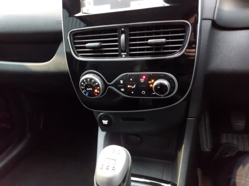 Used Renault Clio 2017 for sale - 76397407: Photo 18