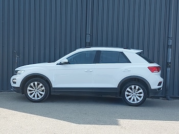 Used Volkswagen T-Roc 2018 for sale - 78727799: Photo
