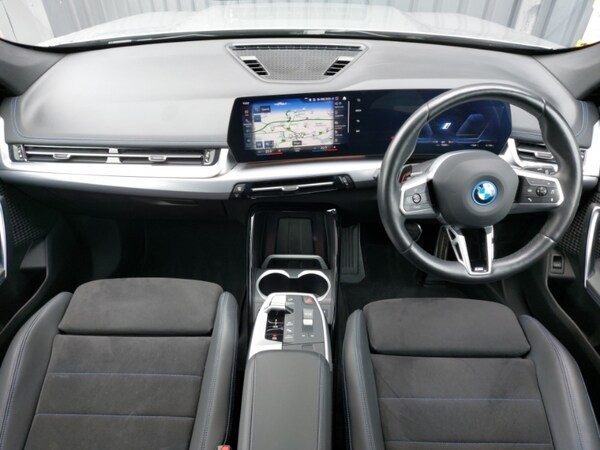 Used BMW iX1 2023 for sale - 76208487: Photo 2