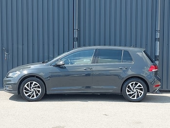 Used Volkswagen Golf 2019 for sale - 79411653: Photo