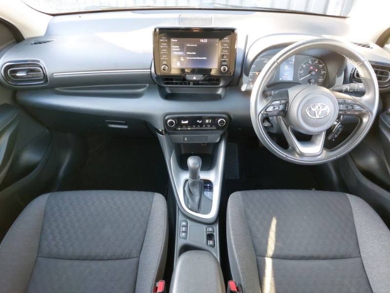 Used Toyota Yaris 2022 for sale - 76964015: Photo 2
