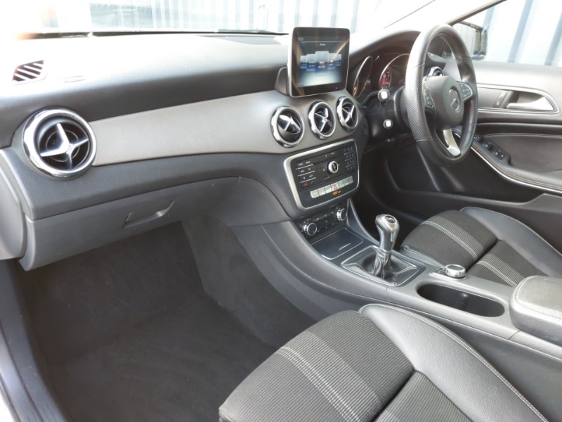 Used Mercedes-Benz GLA 2018 for sale - 76897633: Photo 5