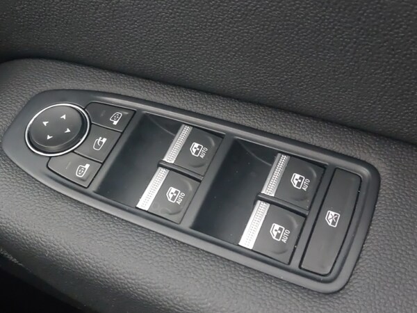 Used Renault Captur 2023 for sale - 75332613: Photo 13