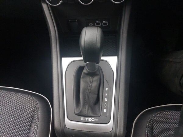 Used Renault Captur 2023 for sale - 75332613: Photo 18