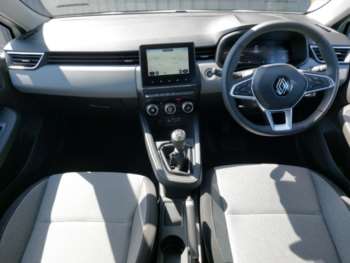 Used Renault Clio 2024 for sale - 74666485: Photo