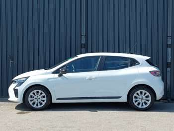 Used Renault Clio 2024 for sale - 74666485: Photo