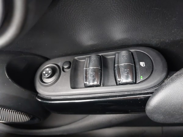 Used MINI Hatch 2019 for sale - 76325686: Photo 19