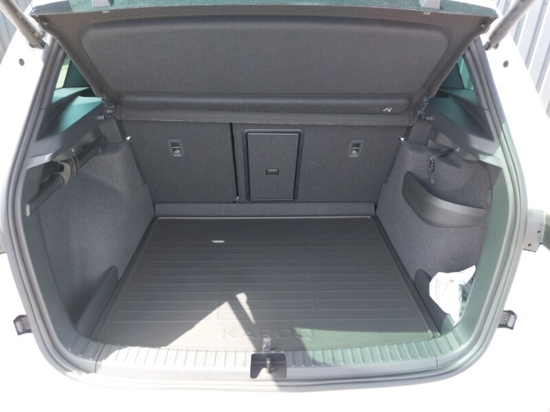 Used Skoda Karoq 2024 for sale - 77047378: Photo 8