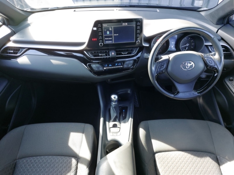 Used Toyota C-HR 2023 for sale - 78156031: Photo 2