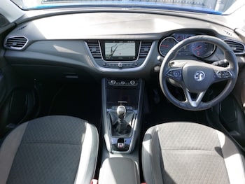 Used Vauxhall Grandland X 2018 for sale - 78253408: Photo