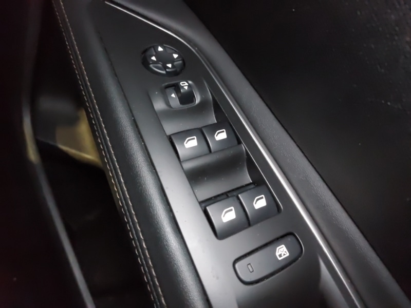 Used Peugeot 3008 2019 for sale - 77278150: Photo 12