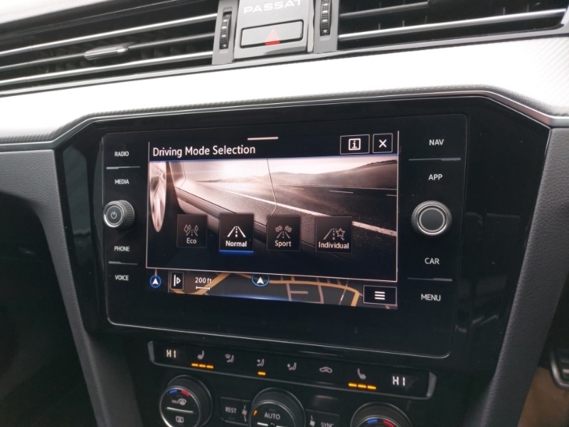 Used Volkswagen Passat 2021 for sale - 77518101: Photo 17