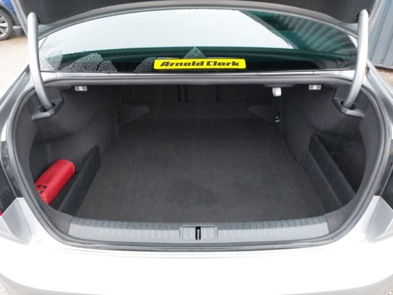 Used Volkswagen Passat 2021 for sale - 77518101: Photo 8