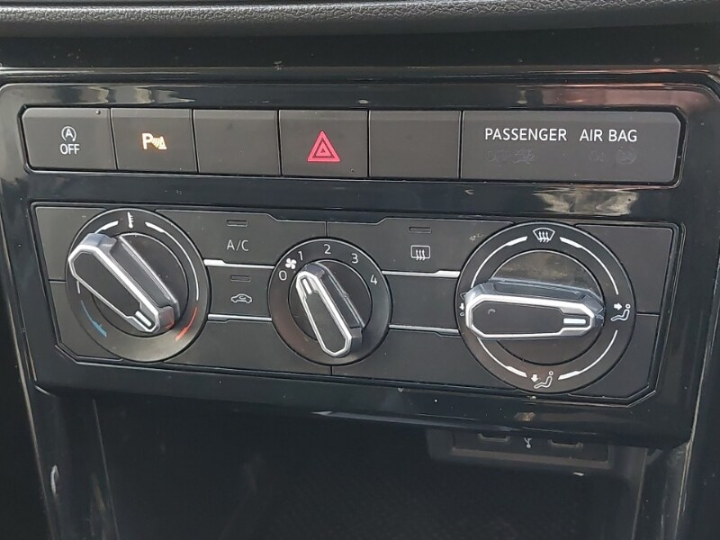 Used Volkswagen T-Cross 2023 for sale - 76465126: Photo 16